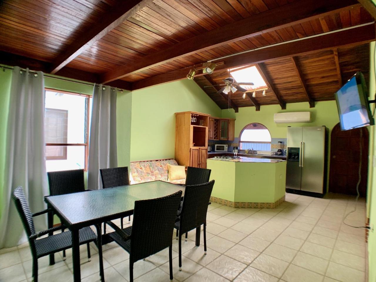 Hotel M&M Casa Blanca Playa Ocotal Luaran gambar